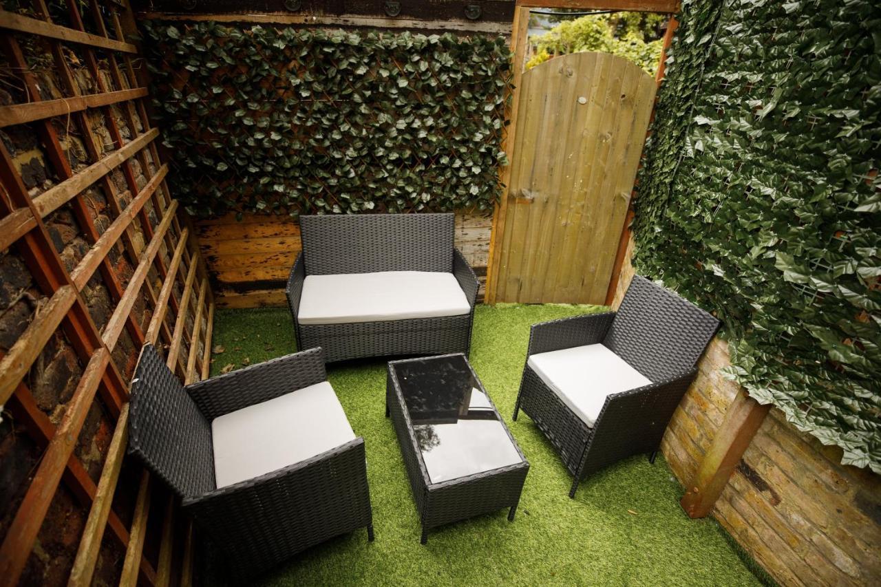 Perfect Location 4Bed 2 Bath Spacious Apartment Londra Esterno foto