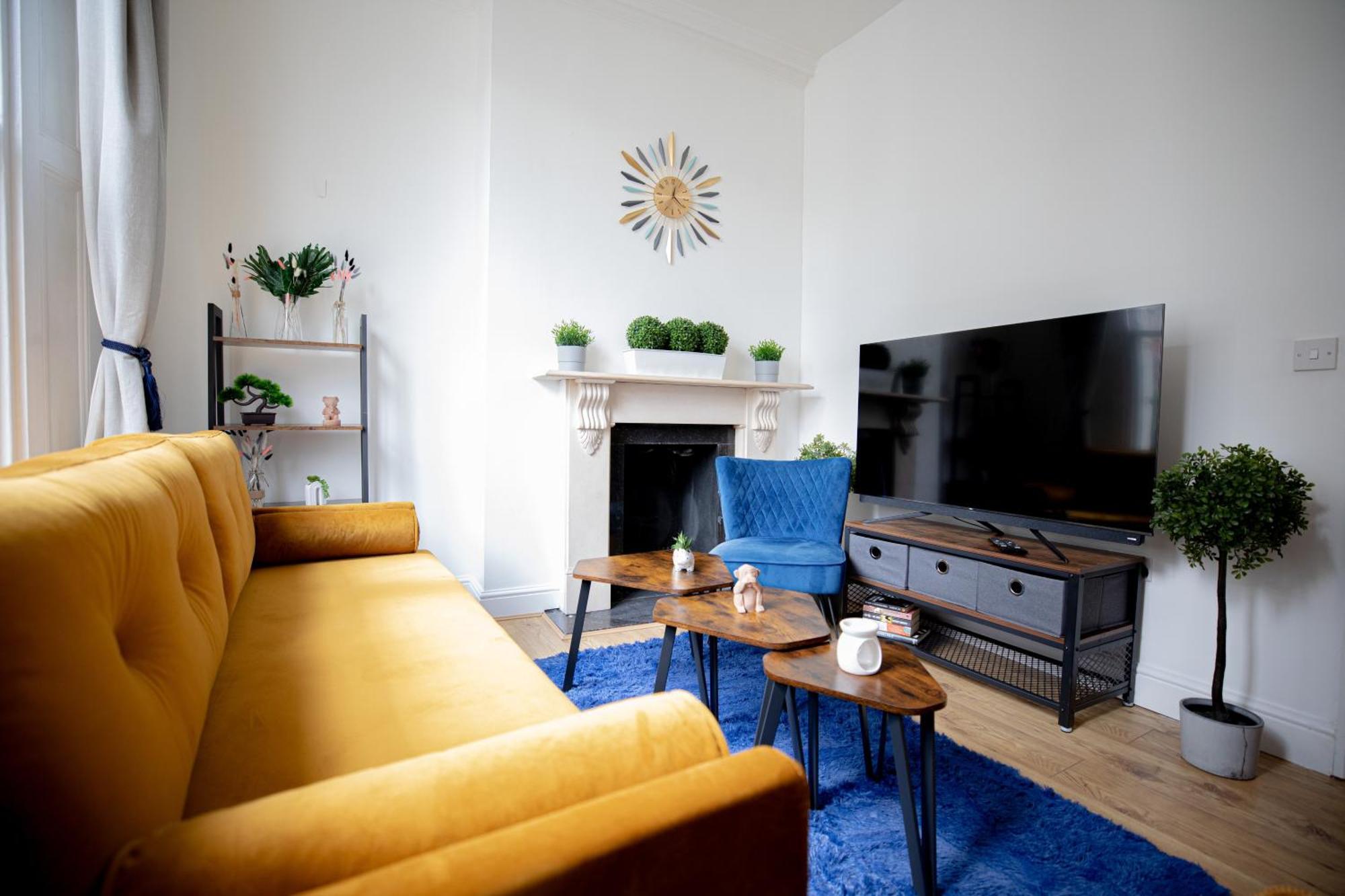 Perfect Location 4Bed 2 Bath Spacious Apartment Londra Esterno foto